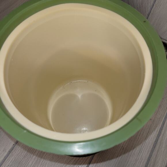Vintage MCM Avacado Green Faux Wood Grain Grape Motif Ice Wine Bucket - Picture 4 of 9